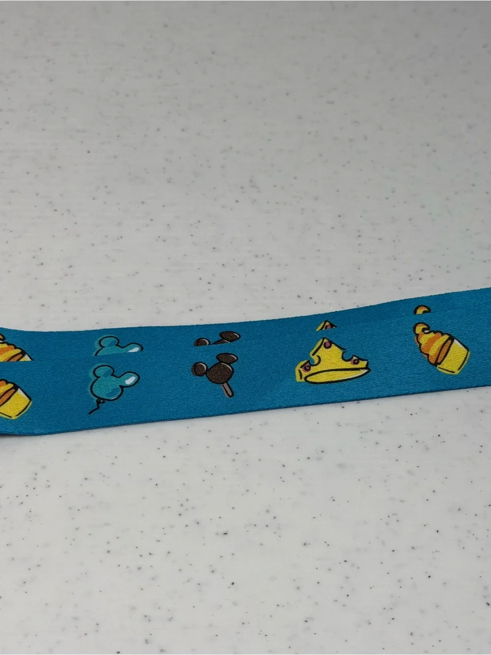 Disney Vacation Club Member Lanyard DVC Blue Parks Snacks Official ID Holder